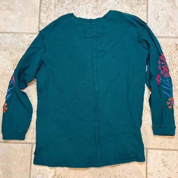 Natural Life Aida Embroidered Thermal Shirt Teal Folk Bouquet Size: S/M - Picture 5 of 6